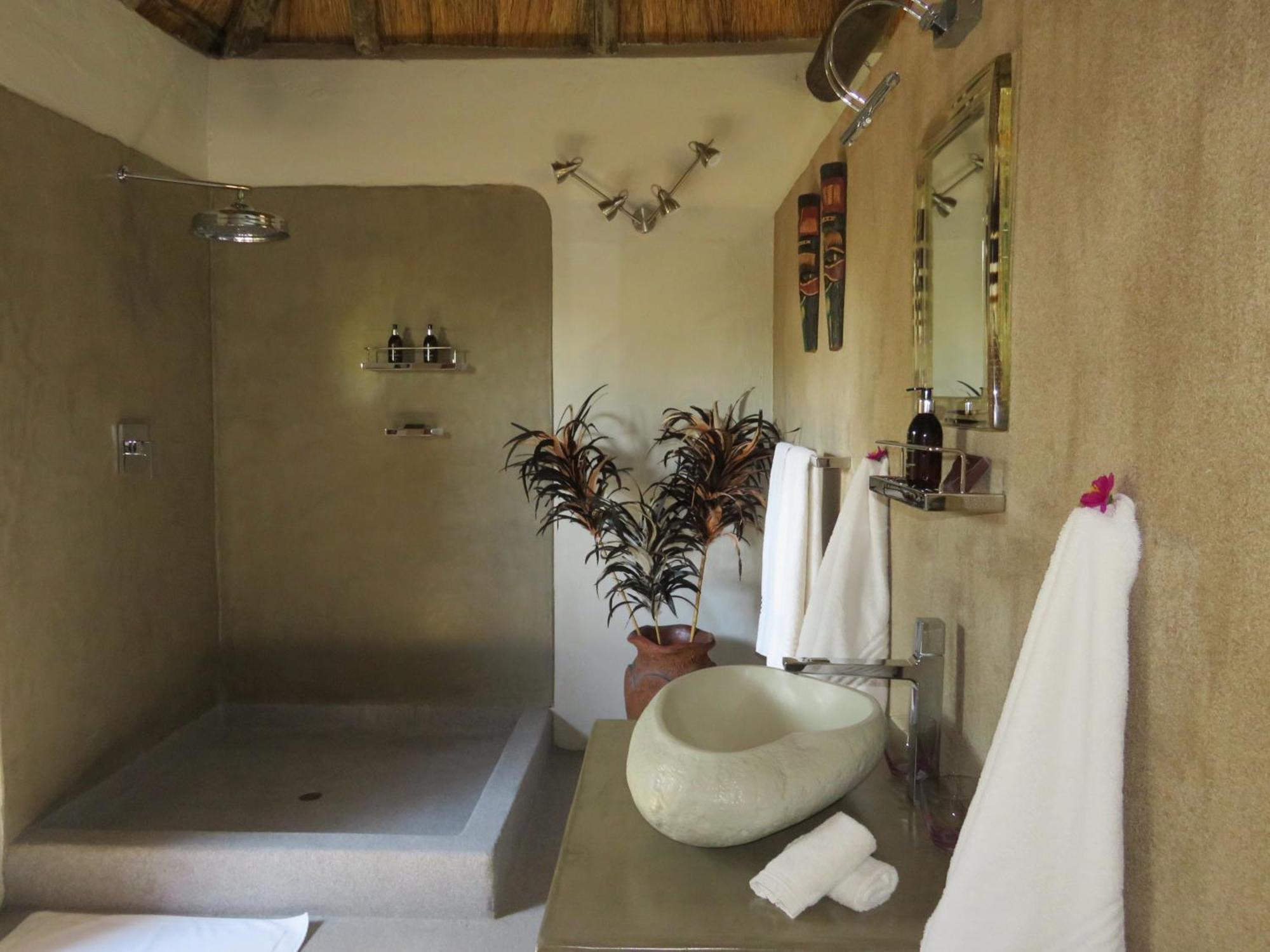 Naledi Bushlodge