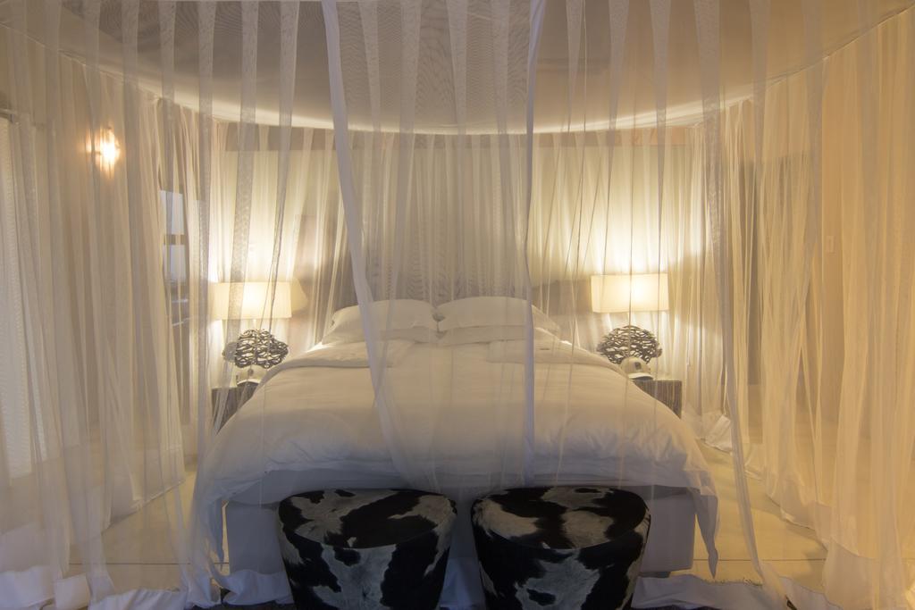 Naledi Bushlodge Naturschutzgebiet Balule