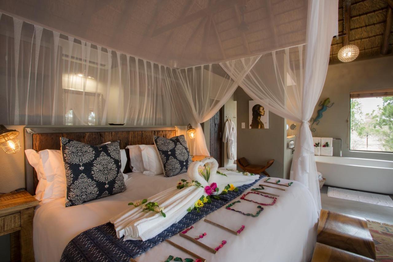 Naledi * Balule Game Reserve